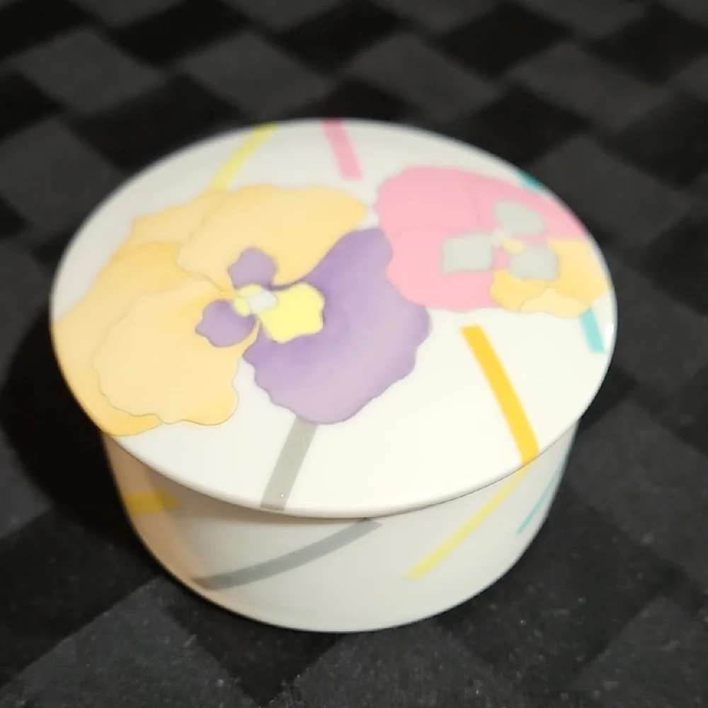1980s Porcelain Trinket Dish with Pastel Pansies